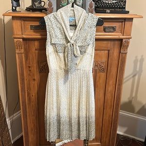 NWT Antonio Melani Buttercup Dress - Size 2